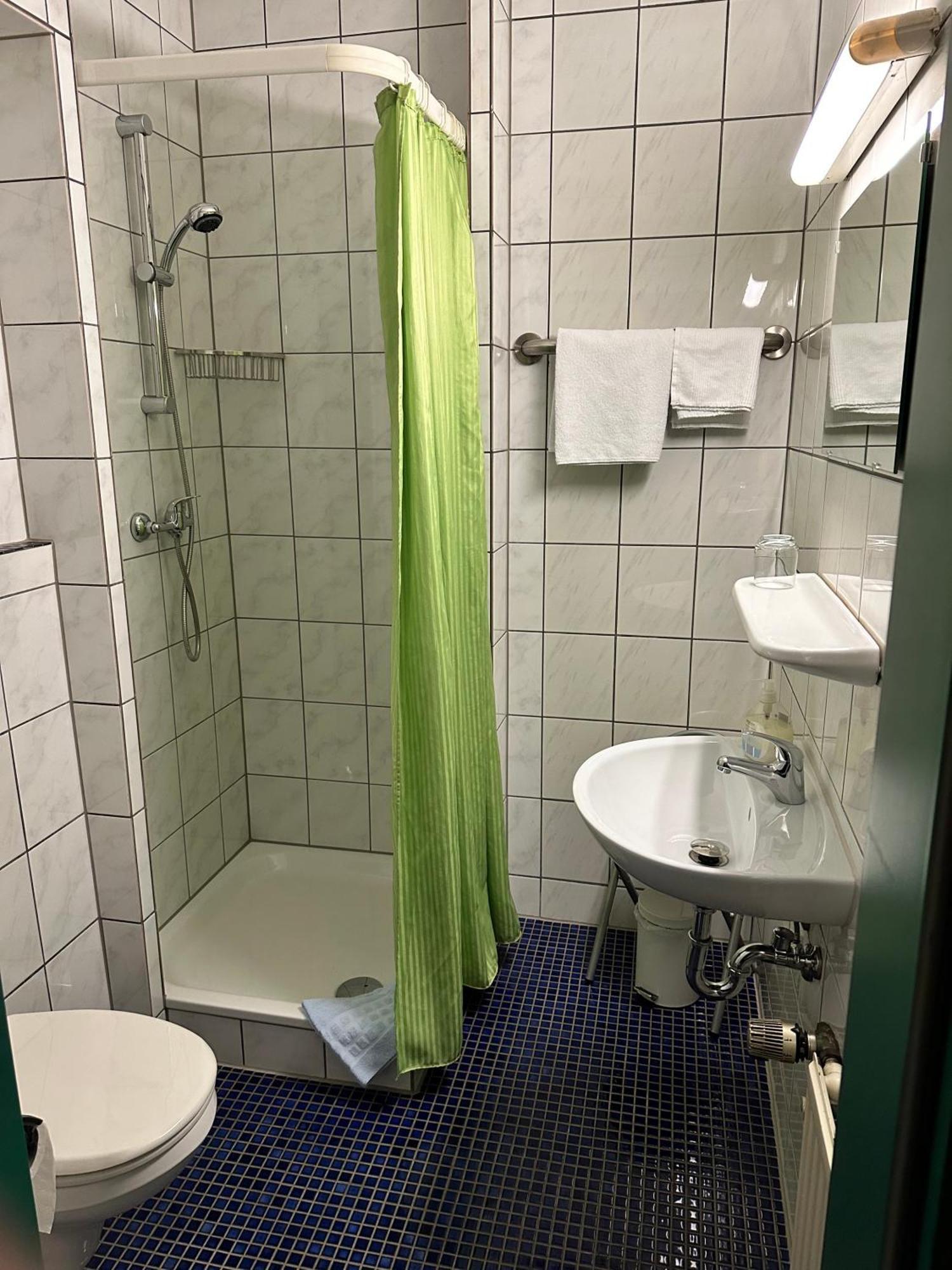 Haus Pegasus Hotell Garbsen Rum bild